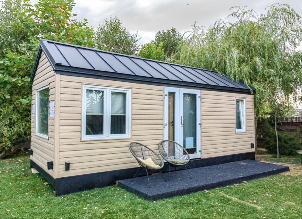 Vand cabane din lemn