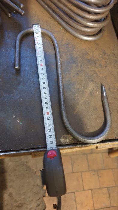 Крюки для развешивания 10мм, 12мм