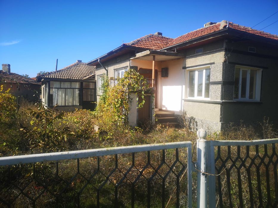 Продава се Къща в Дулово - 186 кв.м за 272 €/кв.м - Снимка #1