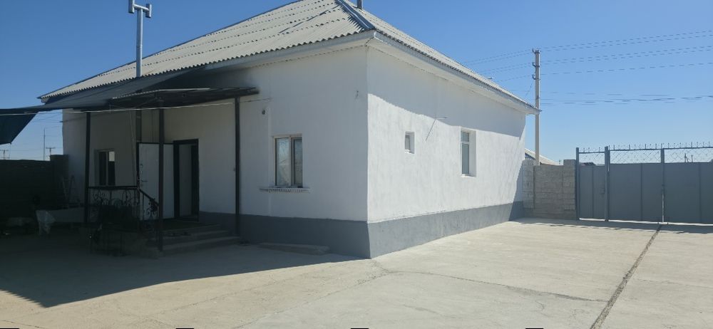 Үй сатылады, 10 соттык жер