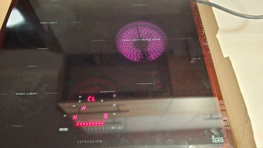 Продавам стъклокерамични котлони на Тека