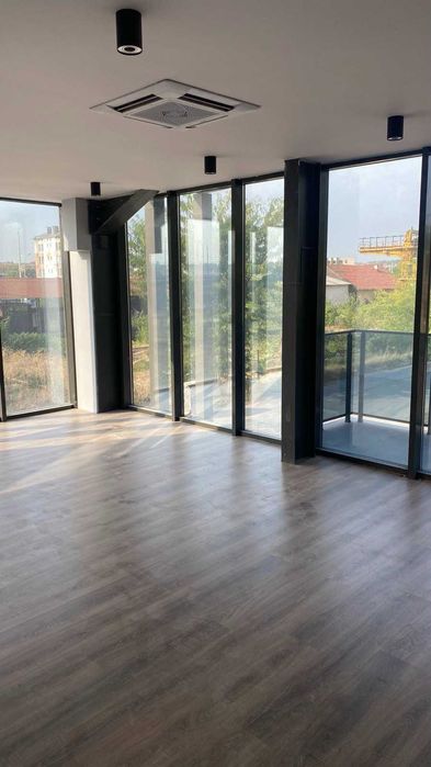 Дава се под наем Офис в Хасково, Дружба 1 - 170 кв.м за 520 € - Снимка #6