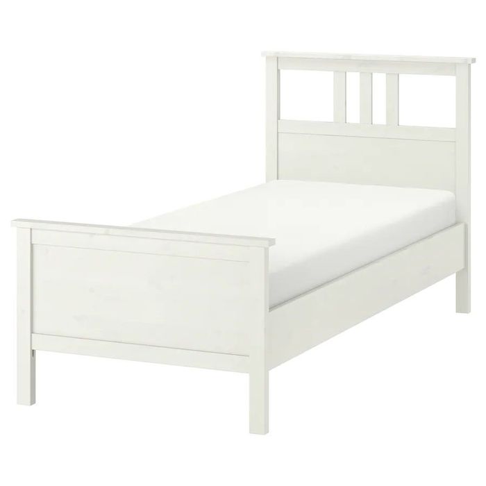 Белый кровать IKEA