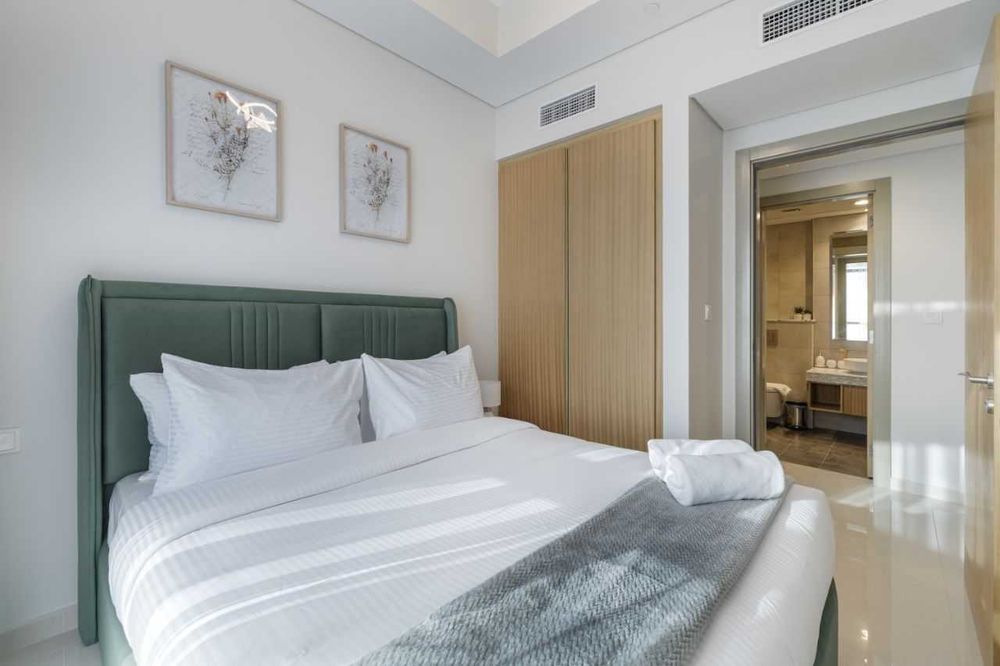 Сдается шикарная 2-х комнатная квартира в центе, на Ц 1, 2/8/12. Р5