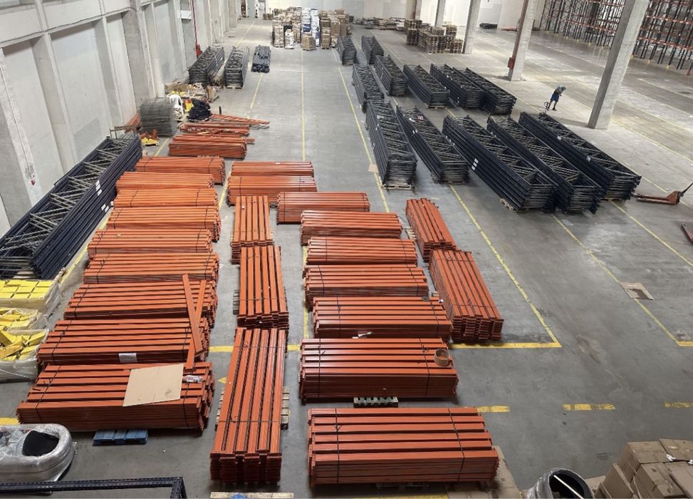 Raftrui metalice de depozitare