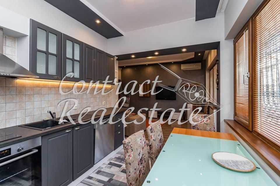 Луксозен Тристаен Обзаведен ВИНС !