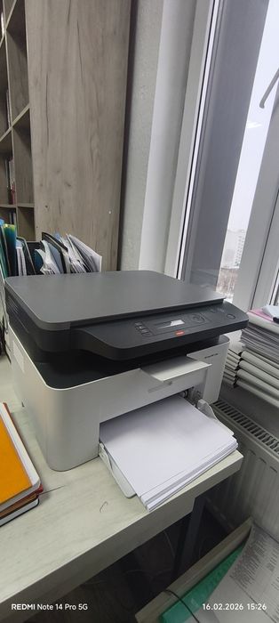 Продам принтер HP Laser MFP 135wr