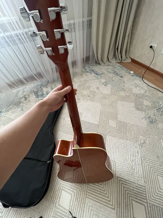 Adagio гитарасы сатылады