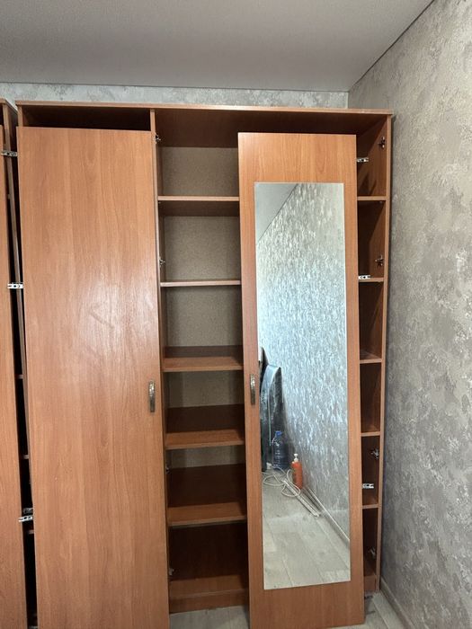 Продам шкаф 2шт