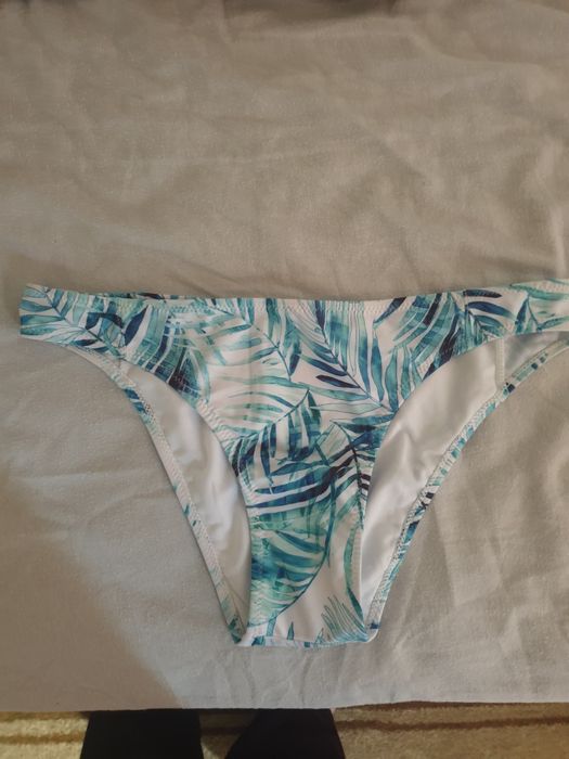 Бански от две части