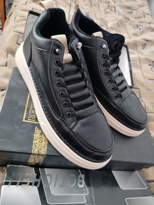 Зимние кроссовки