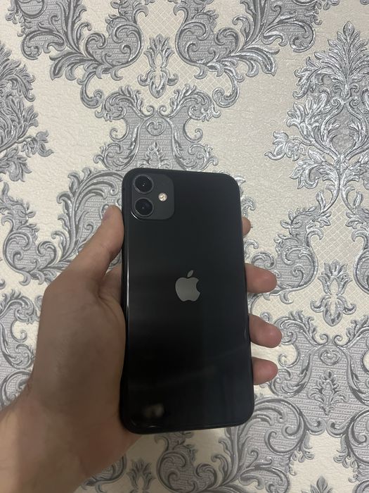 Продам IPhone 11 64gb