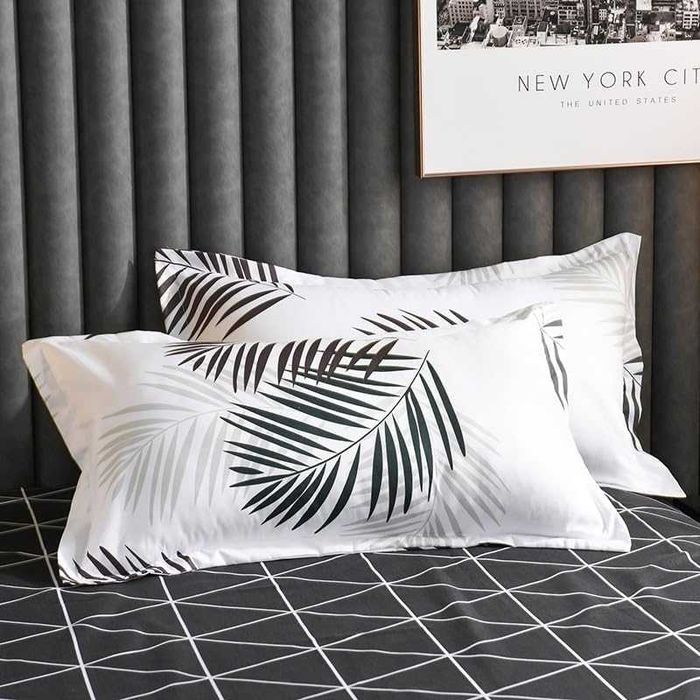 Мек и приятен спален комплект 180x220 бял с черни листа 4 части