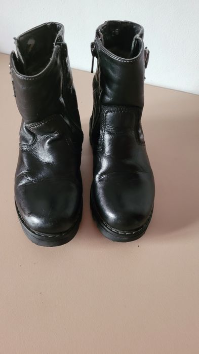 GHETE impermeabile Sportisimo  33 si Ghete cizme Marelbo nr 26