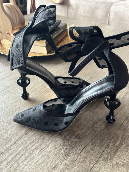 Официални обувки