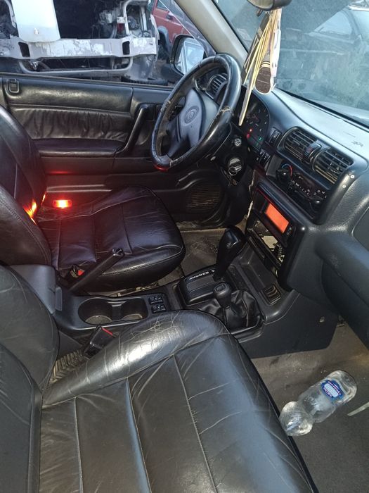 Опел Фронтера б 2.2 дтi  116 коня на части къса 2001 год