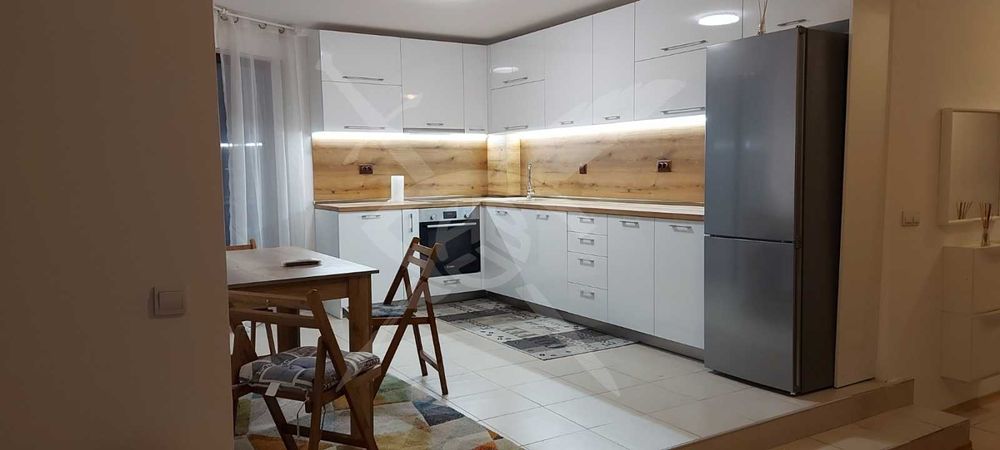 Дава се под наем Двустаен апартамент в Варна, Бриз - 75 кв.м за 598.23 € - Снимка #1