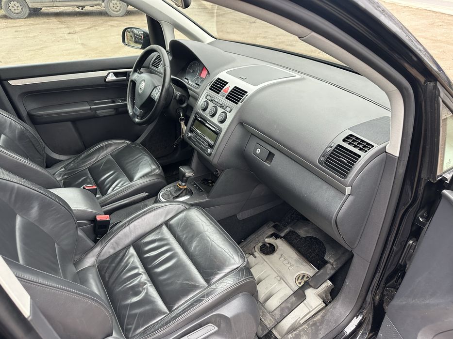 Фолксваген Туаран 2.0tdi- BMM, DSG, Face - На Части!!!