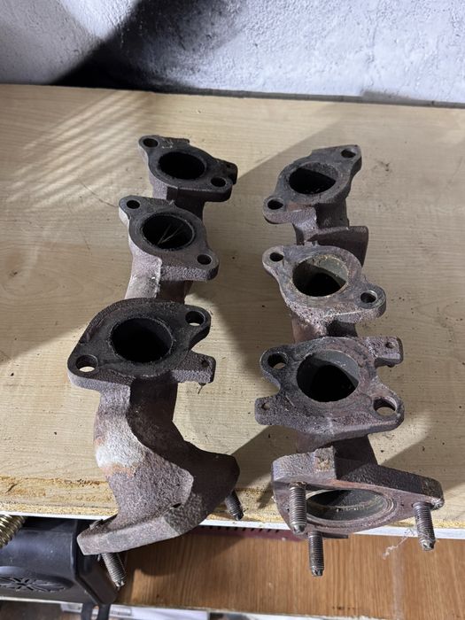 Коллектор выпускной 5vz-fe