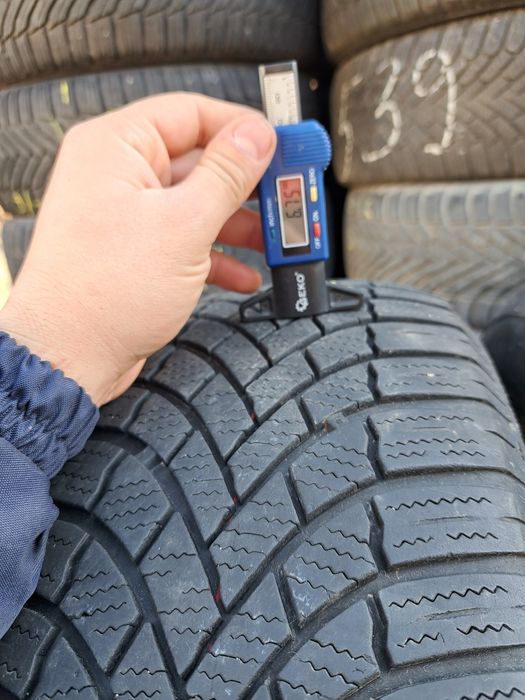 Anvelope de iarna 215-65r17 Bridgestone