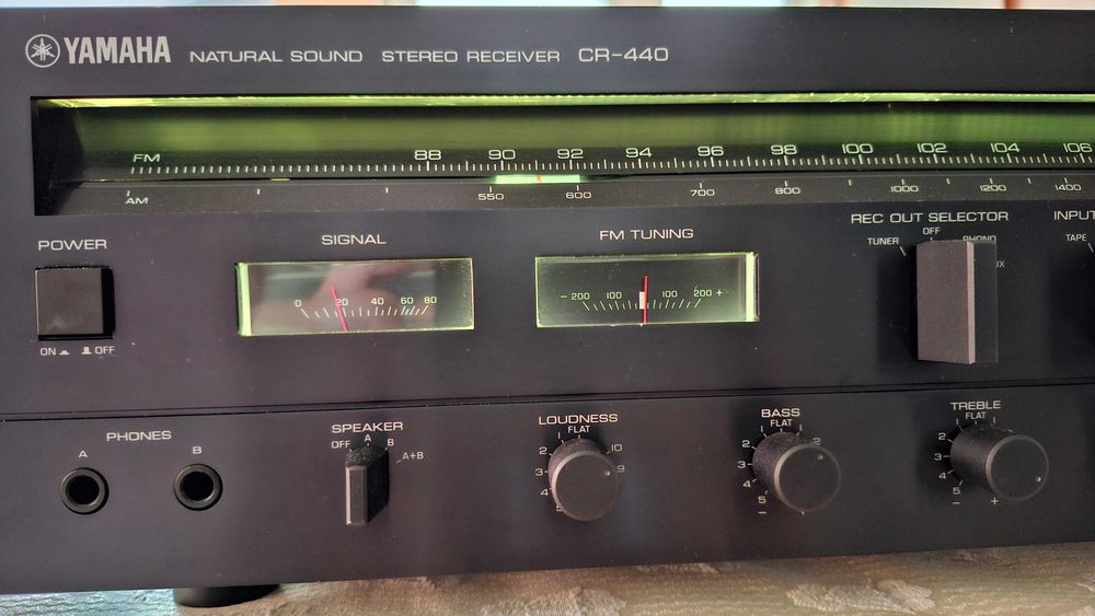 Yamaha CR-440 amplituner