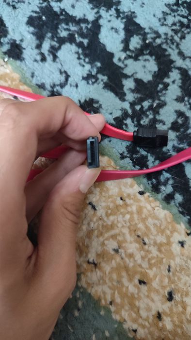 SATA-SATA кабель