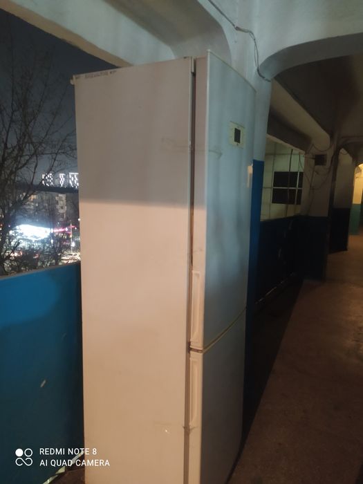 Продам холодильник LG