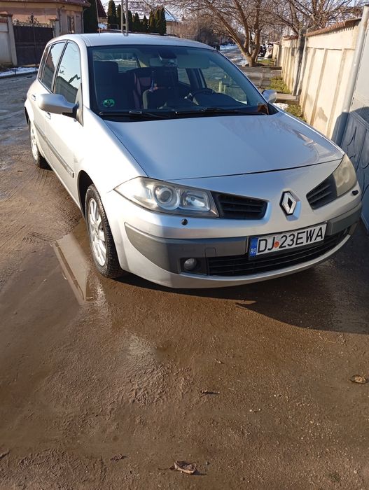 Vând Renault megane 2