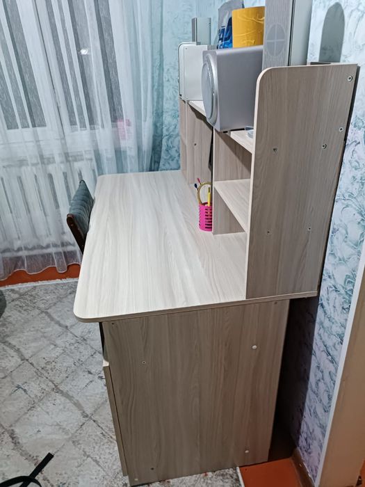 Продам стол ученические