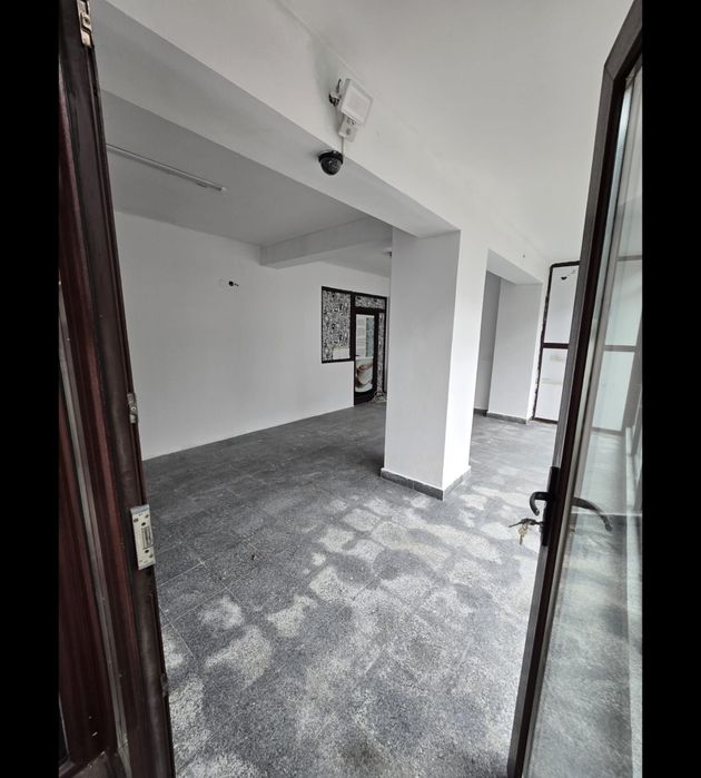 Spatiu comercial stradal nord