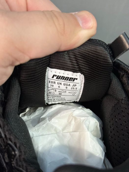 Balenciaga Runner Graffiti