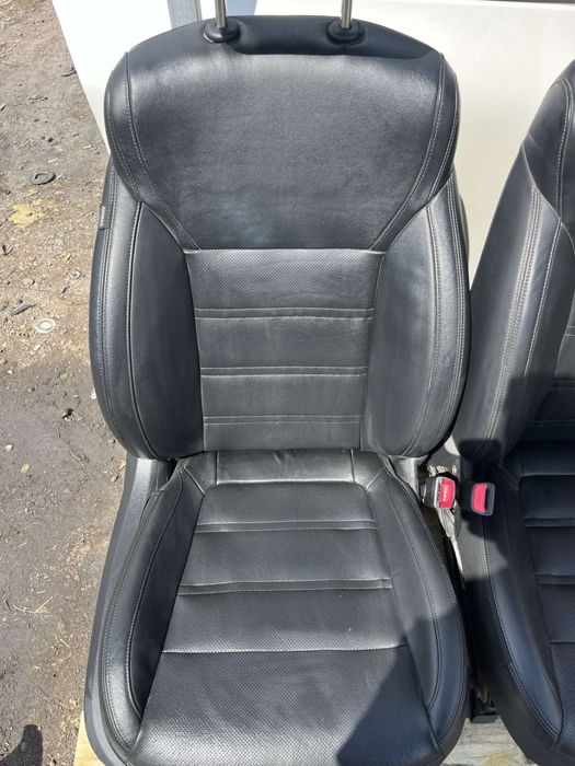 Салон кожен Kia Sorento 2018год.6+1