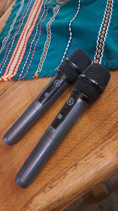 Микрофони 2 броя