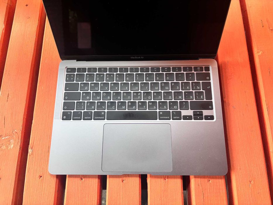 MacBook Air 13. M 1 processor.