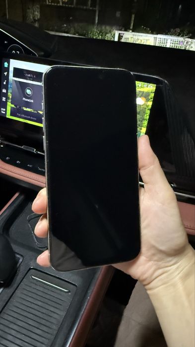 iPhone 15pro max 256mb