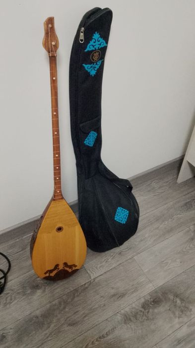 Домбырамен колонка сатылады