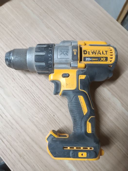 DeWalt девольт ударный шуруповёрт