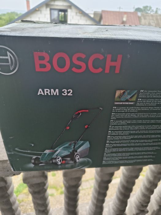 Mașina tuns gazon Bosch electrica