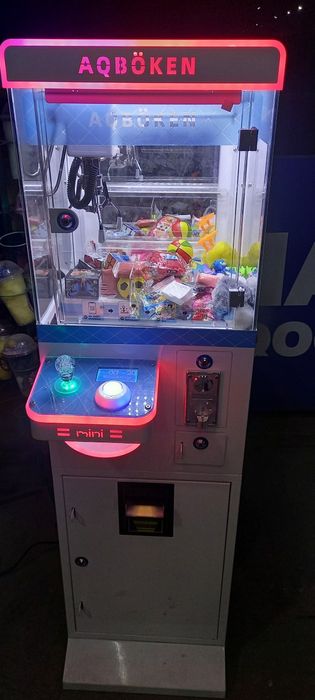 Bir qizni kop erkaklar qattiq sikishadi