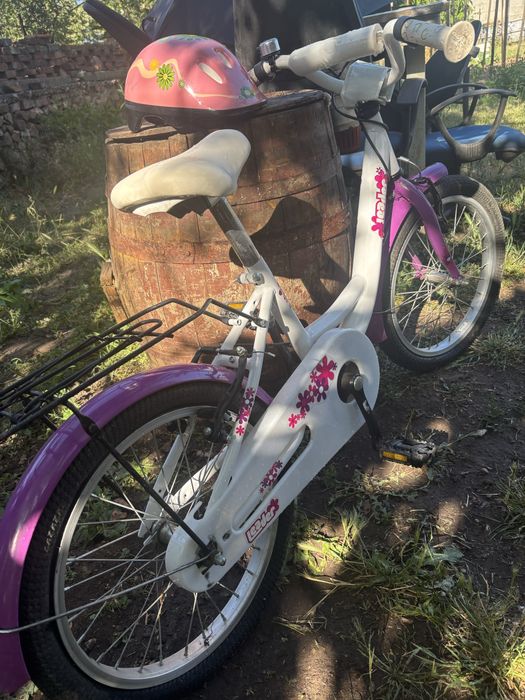 Момичешко колело втора употреба с подарък каска