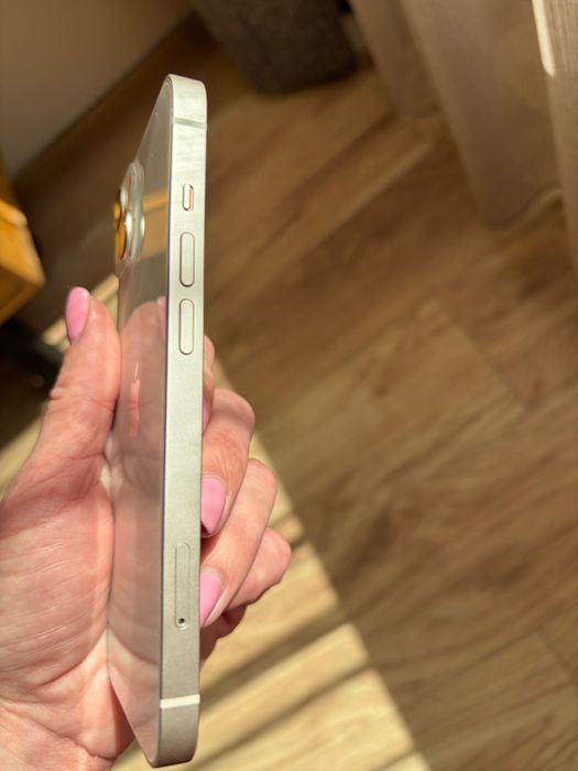 Смартфон Apple iPhone 13, 128GB, 4GB RAM, 5G, Starlight