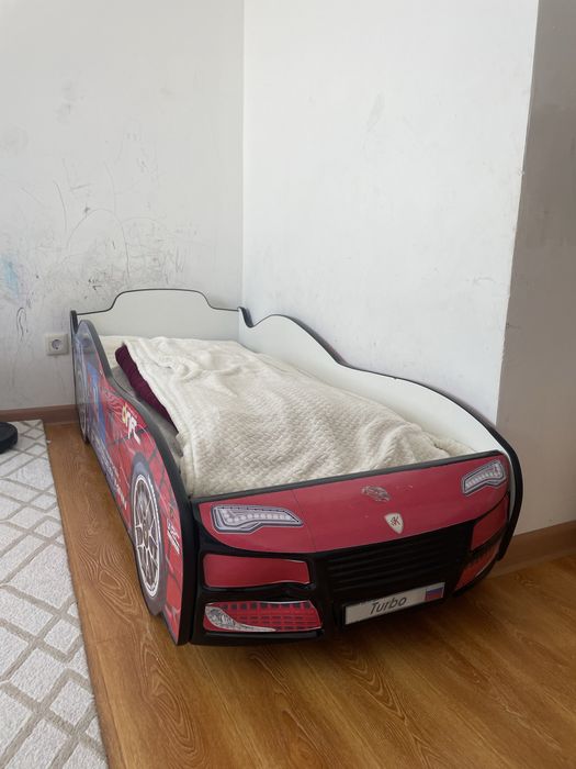 Кровать детская