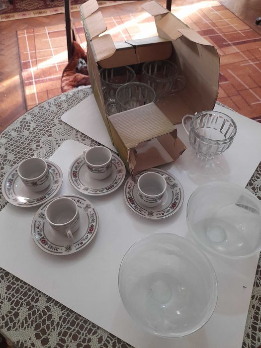 Cesti portelan espresso cu farfurie cesti cafea/ceai sticla  bol sticla mata anii'80