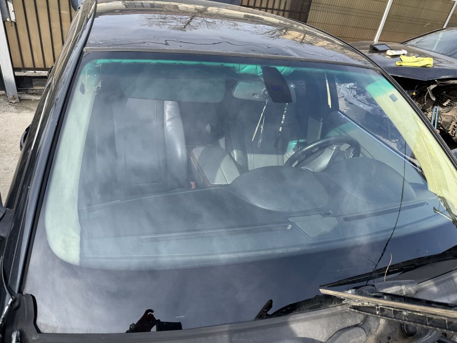 Parbriz bmw e65 in stare f buna