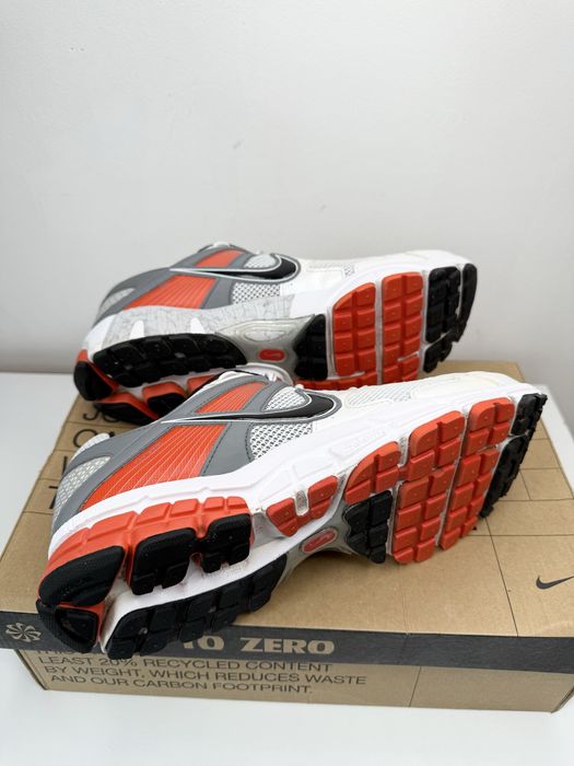 Nike Zoom Vomero 5 (44) 28см. Маратонки