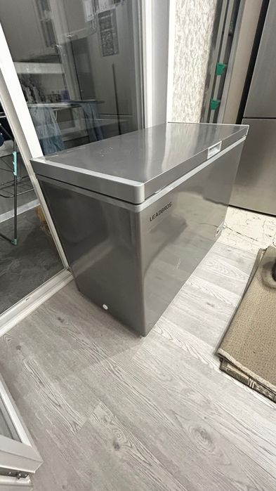 Морозильник leabros 270л