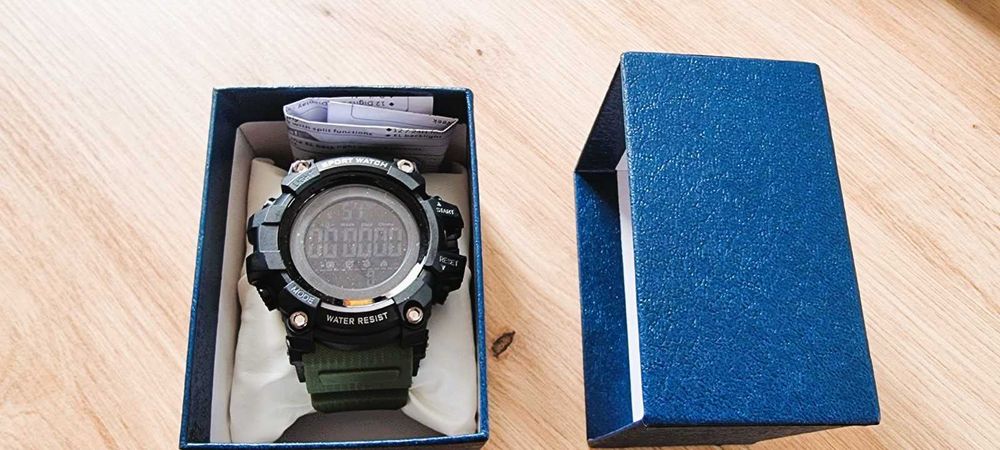 G-Style цифров спортен часовник, водоустойчив, Dura Soft Viton каишка.