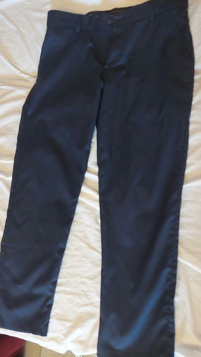 Pantaloni de barbati