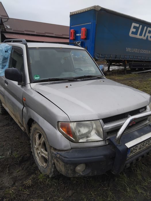 Mitsubishi Pajero Pinnin