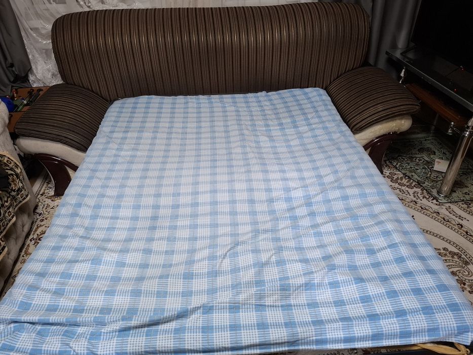 Продам диван и 2 кресла